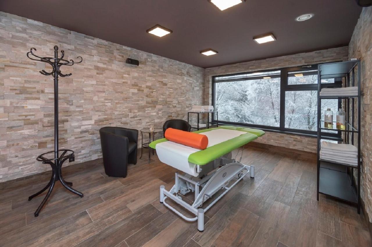 Wellness Hotel Astra Špindlerŭv Mlýn Exteriör bild