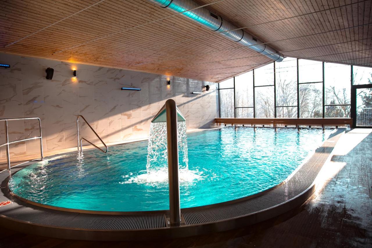 Wellness Hotel Astra Špindlerŭv Mlýn Exteriör bild