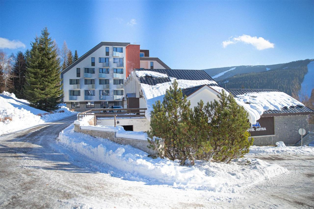 Wellness Hotel Astra Špindlerŭv Mlýn Exteriör bild