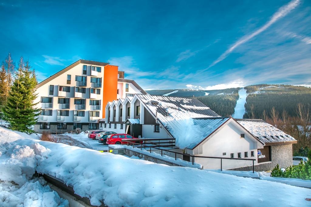 Wellness Hotel Astra Špindlerŭv Mlýn Exteriör bild