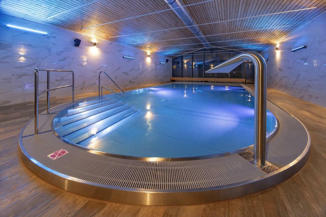 Wellness Hotel Astra Špindlerŭv Mlýn Exteriör bild